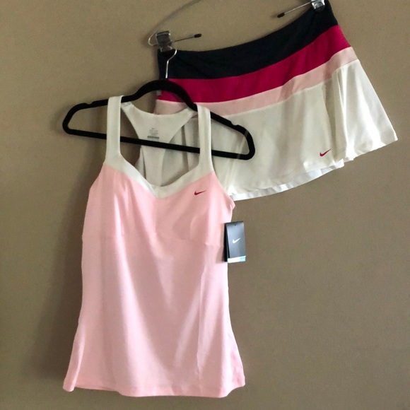 Nike Women’s Tennis Set